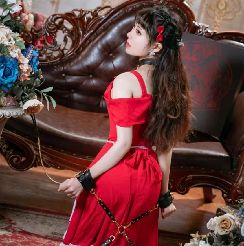 虎森森《炽囚》赏析:勾起内心深处的激情与渴望!插图2 虎森森《炽囚》赏析:勾起内心深处的激情与渴望!插图2