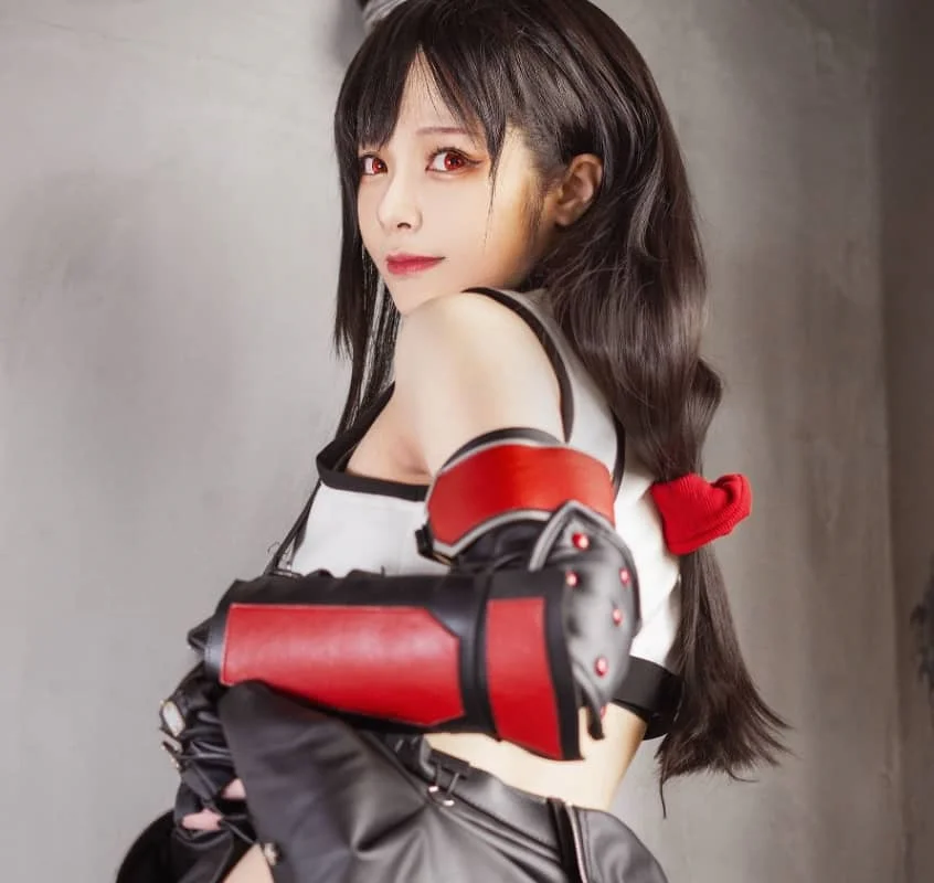 《蒂法》:Hachi小芭小姐姐的神还原!插图1 《蒂法》:Hachi小芭小姐姐的神还原!插图1