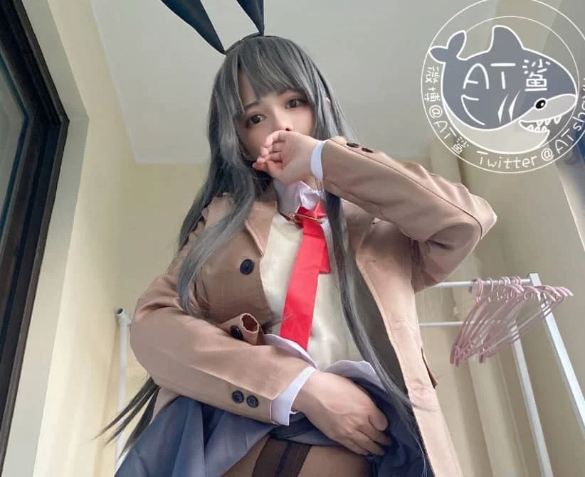 AT鲨小姐姐cos《妹麻衣学姐》:可爱与性感的完美结合!插图3 AT鲨小姐姐cos《妹麻衣学姐》:可爱与性感的完美结合!插图3