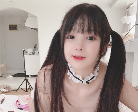 桜井宁宁《双马尾黑丝》Cosplay作品赏析：甜美与性感的完美平衡