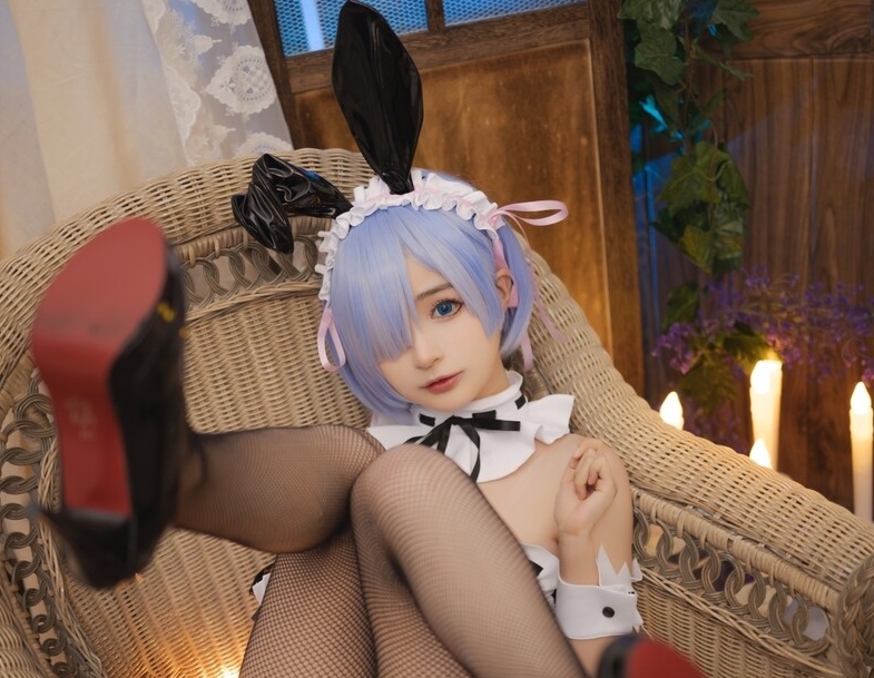 桜井宁宁的蕾姆兔女郎：既俏皮又性感的完美融合