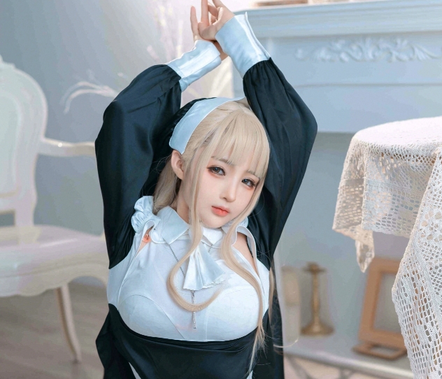 桜井宁宁的修女COSPLAY——她的甜美与神秘完美结合