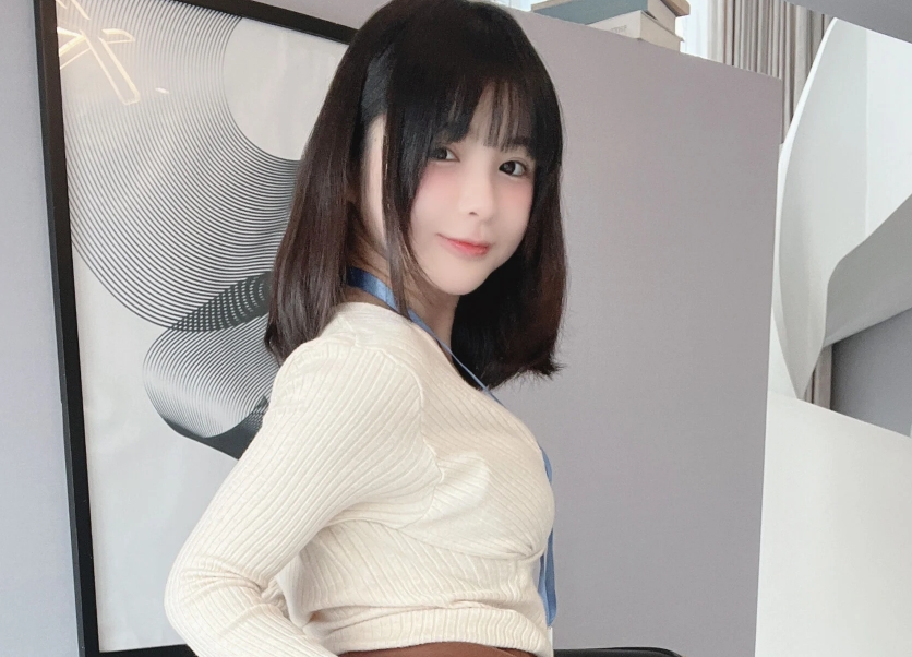 桜井宁宁 无法抗拒的后辈：时尚与魅力交织的COS作品插图3