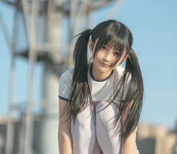 桜井宁宁体操服：青春气息与活力展现插图3