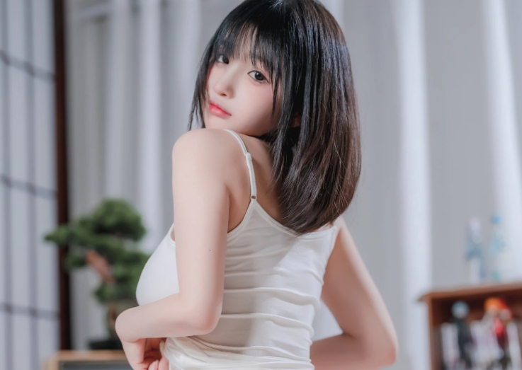 桜井宁宁的夏日情事——一场温暖的视觉盛宴插图3 桜井宁宁的夏日情事——一场温暖的视觉盛宴插图3