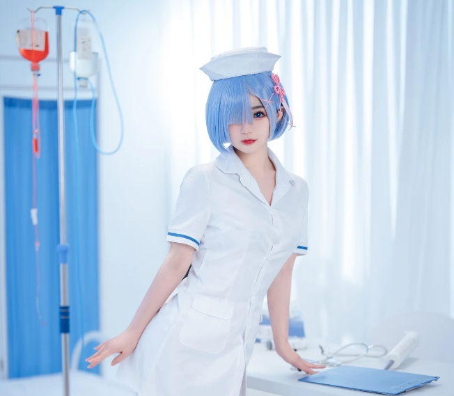 桜井宁宁演绎雷姆护士cosplay,甜美与治愈并存插图3 桜井宁宁演绎雷姆护士cosplay,甜美与治愈并存插图3