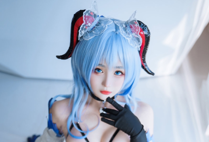 桜井宁宁甜美化身甘雨，萌感满满，眼神杀来袭！