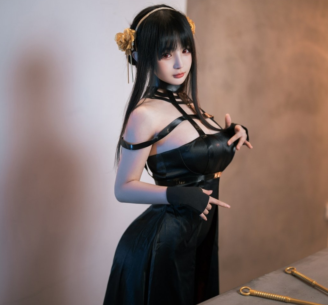 桜井宁宁《约尔太太》:演绎的黑色魅力插图3 桜井宁宁《约尔太太》:演绎的黑色魅力插图3