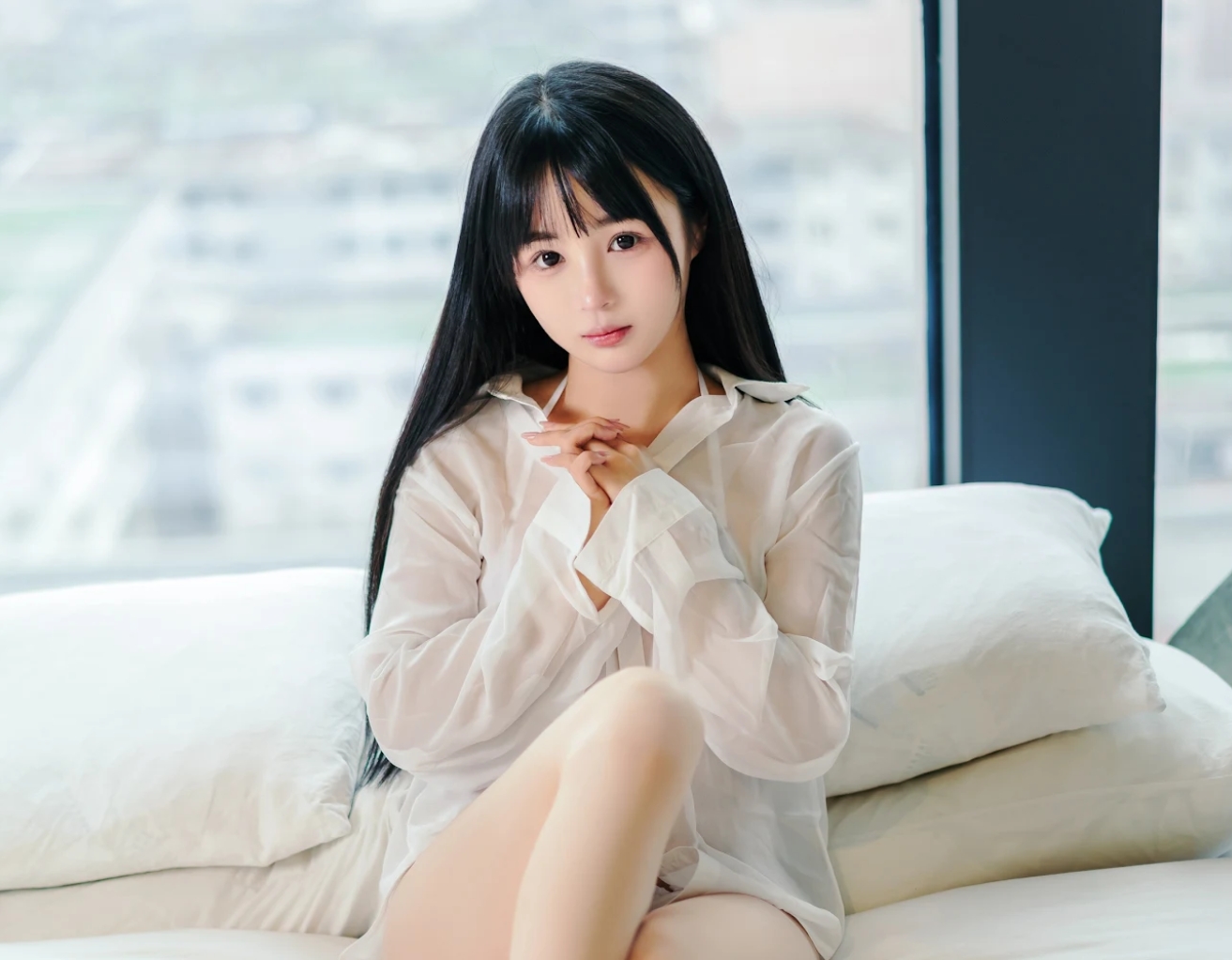 桜井宁宁《男友衬衫》：甜美又带点调皮的魅力插图3