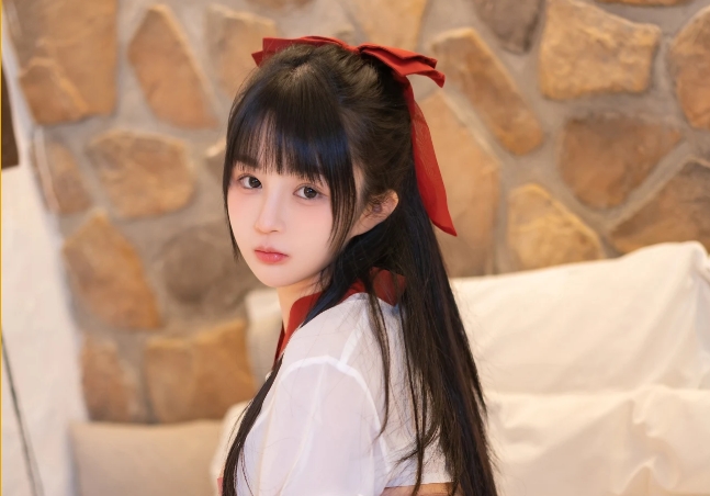 桜井宁宁《巫女》：一场神秘又俏皮的角色扮演插图4