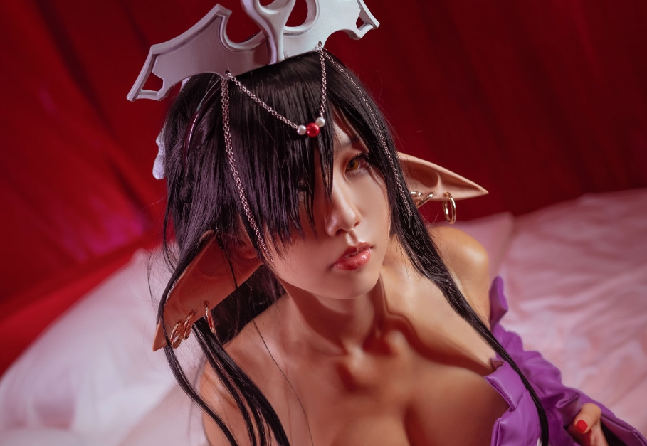 水淼aqua的《黑暗精灵女王》：魔法与魅力的完美结合插图3