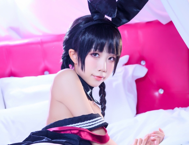 水淼aqua的《卯月桃子》Cosplay:甜美与俏皮的完美结合插图3 水淼aqua的《卯月桃子》Cosplay:甜美与俏皮的完美结合插图3