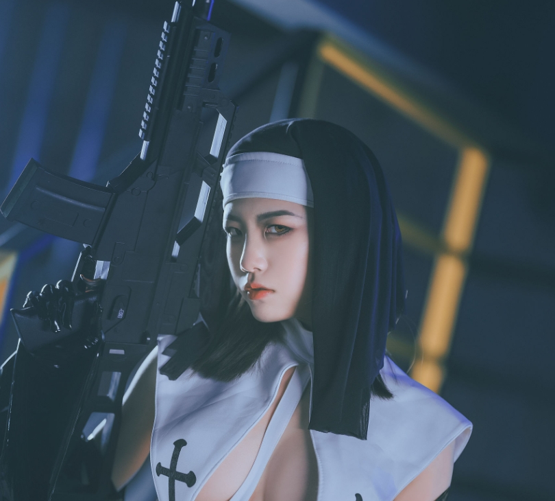 水淼aqua的《救赎》——一场视觉与情感的双重释放插图3