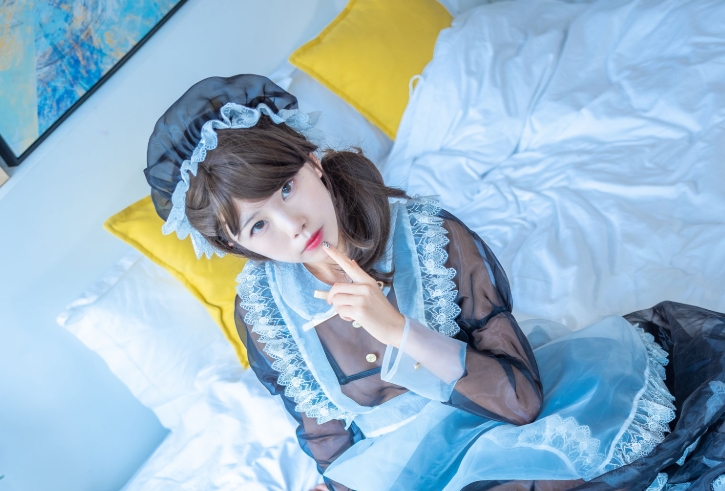 水淼aqua的透明女仆——柔美与神秘的结合