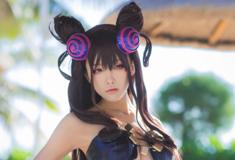 水淼aqua的紫式部水着Ver Cos:神秘与魅惑交织的度假女神降临插图3 水淼aqua的紫式部水着Ver Cos:神秘与魅惑交织的度假女神降临插图3