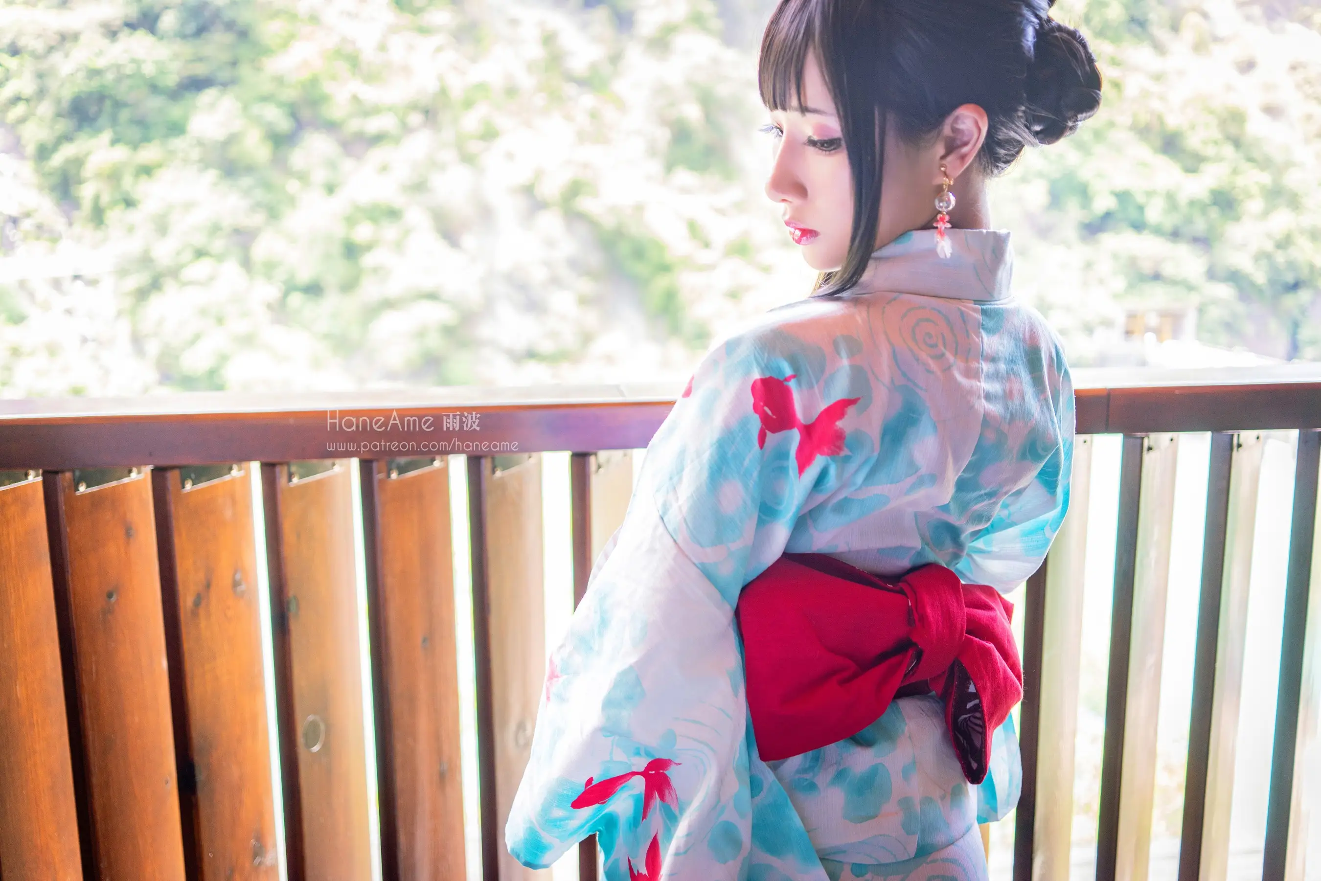 妩媚眼神的绝对支配：雨波_HaneAme——拥有 400+ 套精品的 Cos 圈活传奇插图2