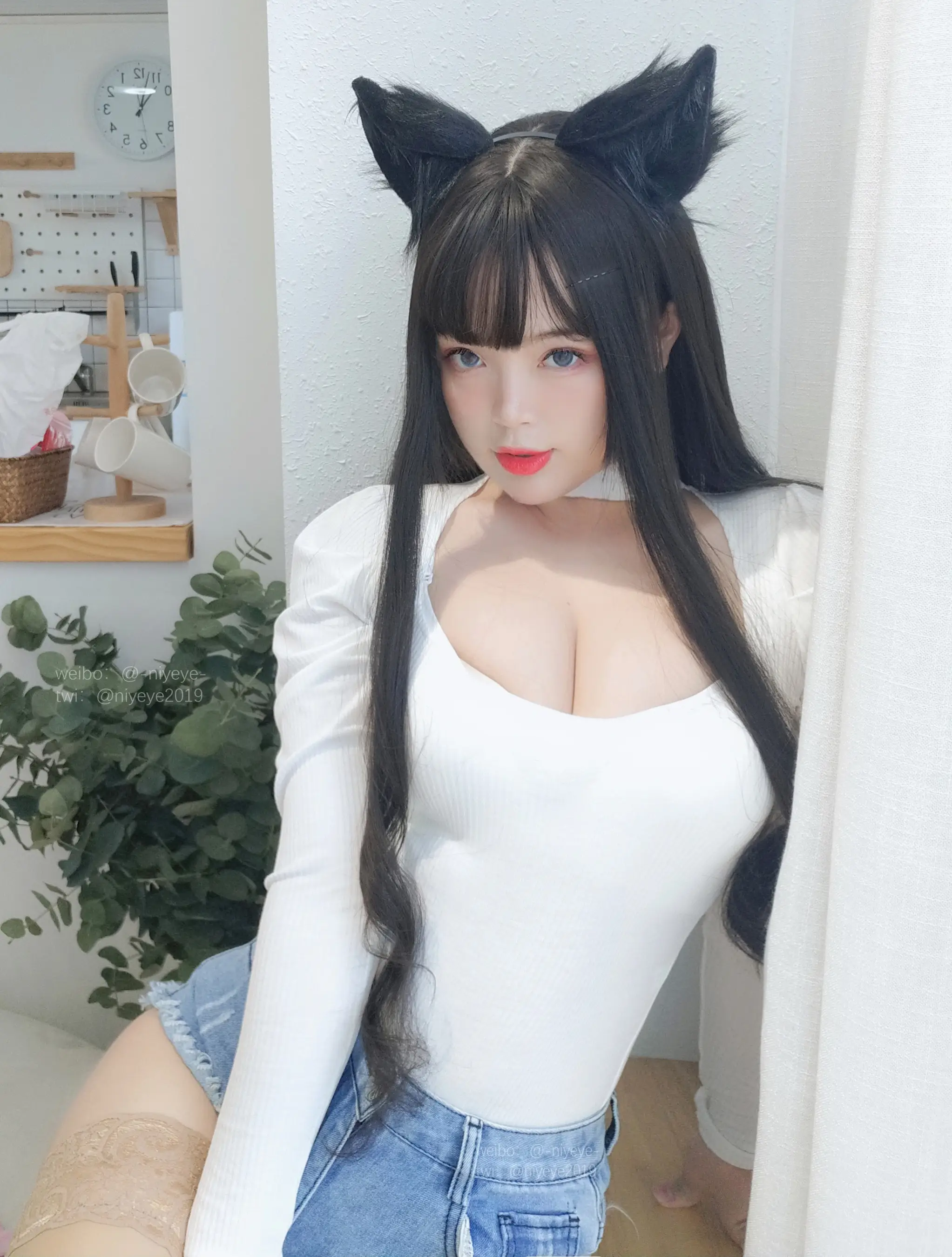 身材比例天花板!深度解析白烨:为何她是漫展现场无可争议的焦点?插图3 身材比例天花板!深度解析白烨:为何她是漫展现场无可争议的焦点?插图3