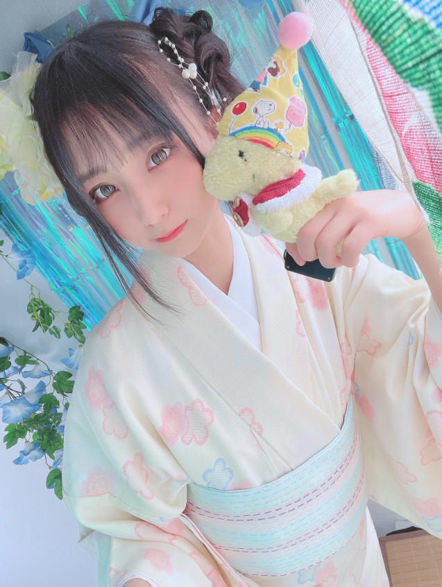 柔软度天花板!深度解析柳丸:为何她的高难度姿势能风靡全球?插图2 柔软度天花板!深度解析柳丸:为何她的高难度姿势能风靡全球?插图2