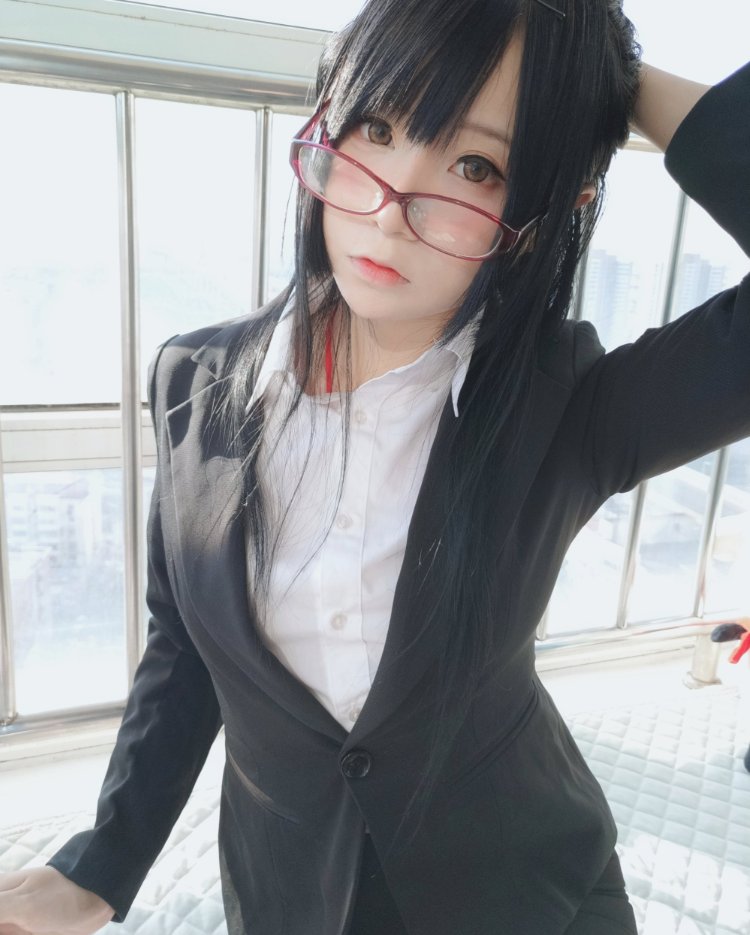 软妹摇摇乐yoyo多高？关于她的身高资料与写真风格介绍插图